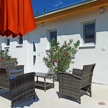 Grafit Apartmanok Hajdúnánás Exterior foto